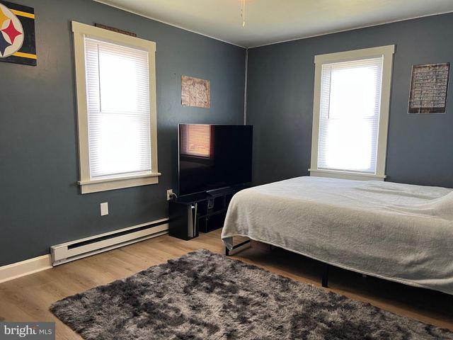1147 STANLEY AVE, Chambersburg, PA 17201