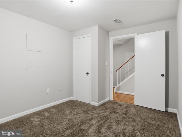 14219 HERITAGE CROSSING LN, Centreville, VA 20120