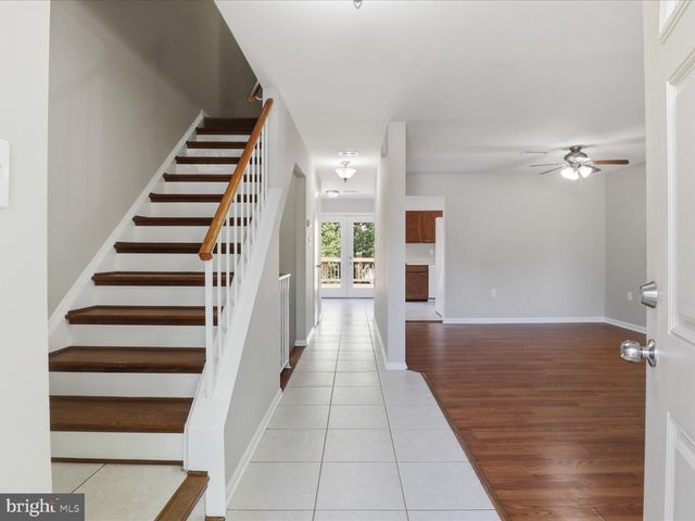 14219 HERITAGE CROSSING LN, Centreville, VA 20120