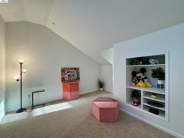 3730 Whitworth Dr, Dublin, CA 94568