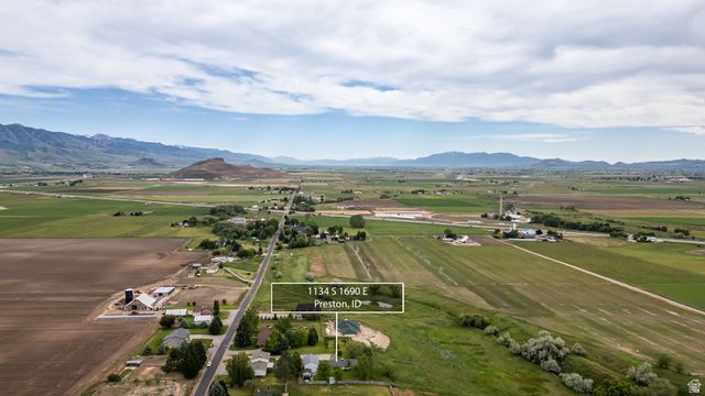 1134 S 1600 E, Preston, ID 83263
