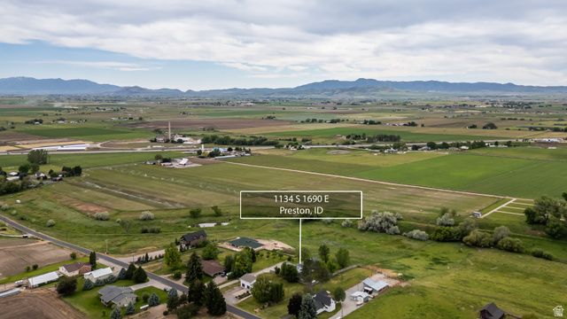 1134 S 1600 E, Preston, ID 83263
