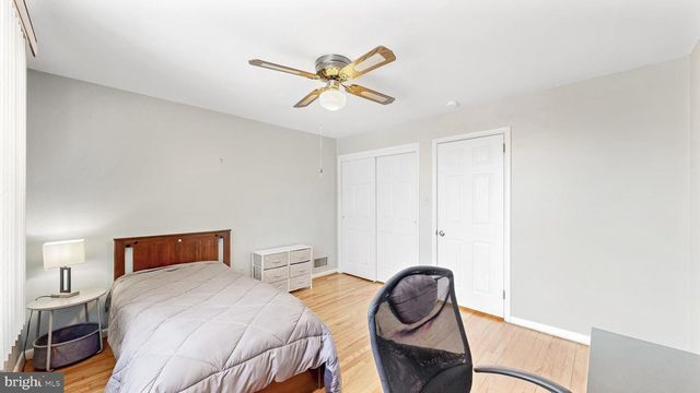 102 MERIDEN DR, Hockessin, DE 19707