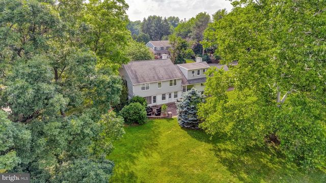 102 MERIDEN DR, Hockessin, DE 19707