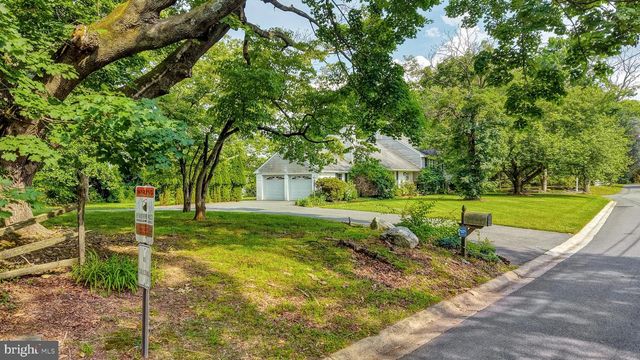102 MERIDEN DR, Hockessin, DE 19707