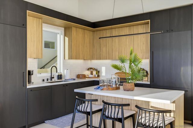 3901 Haines St., San Diego, CA 92109