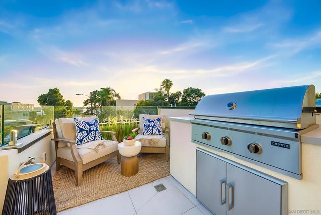 3901 Haines St., San Diego, CA 92109