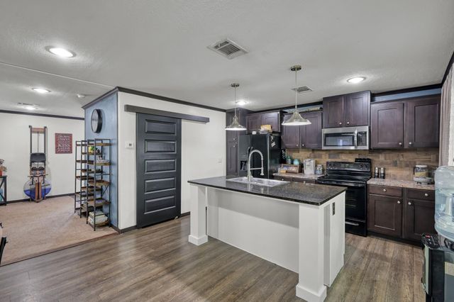 161 Lake Road, Coldspring, TX 77331