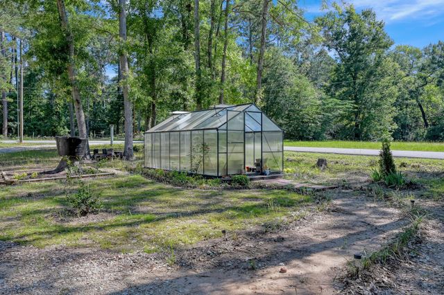 161 Lake Road, Coldspring, TX 77331