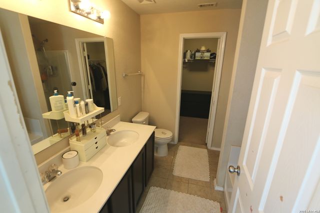 449 Auburn Park, Selma, TX 78154