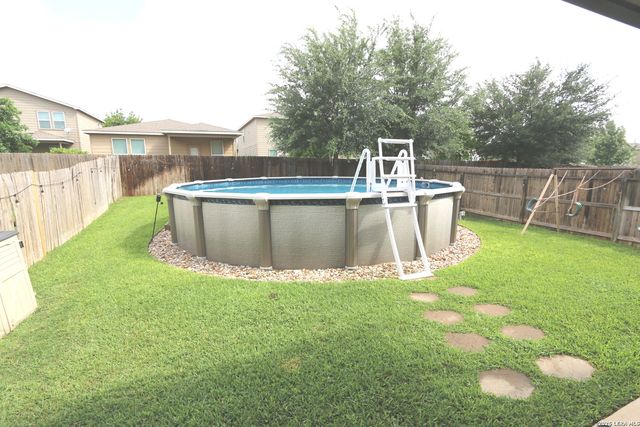 449 Auburn Park, Selma, TX 78154