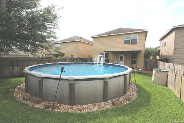 449 Auburn Park, Selma, TX 78154