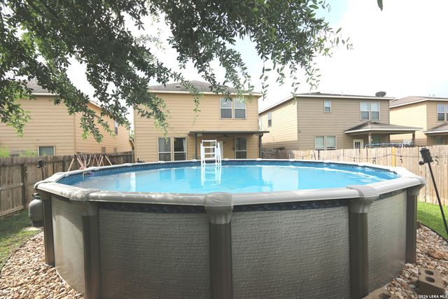 449 Auburn Park, Selma, TX 78154