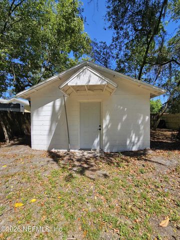 621 MILWAUKEE Avenue, Orange Park, FL 32073