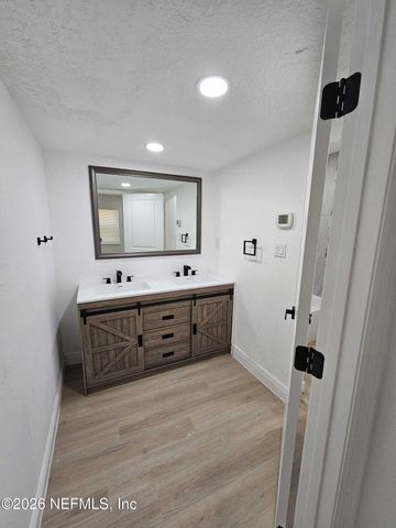 621 MILWAUKEE Avenue, Orange Park, FL 32073