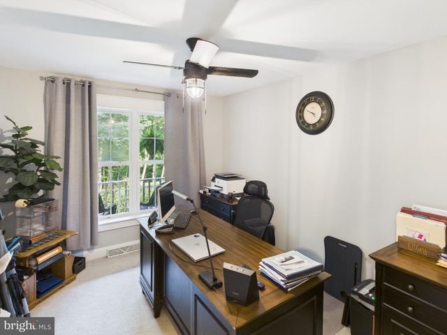 70 SNYDER HOLLOW RD, New Providence, PA 17560