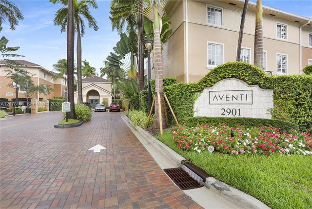 2941 NE 185th Street 1305, Miami, FL 33180