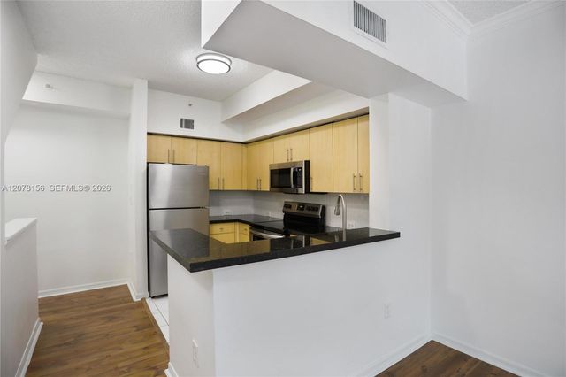 2941 NE 185th Street 1305, Miami, FL 33180