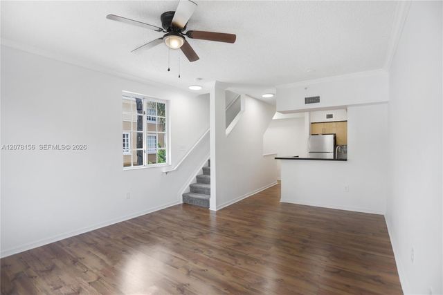 2941 NE 185th Street 1305, Miami, FL 33180