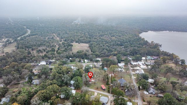 10474 Apache, Wills Point, TX 75169