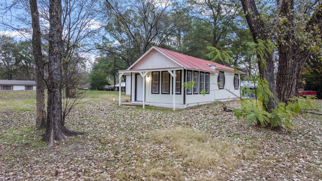 10474 Apache, Wills Point, TX 75169