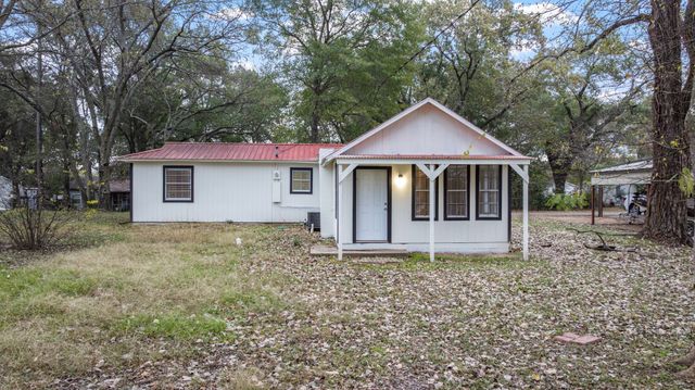 10474 Apache, Wills Point, TX 75169