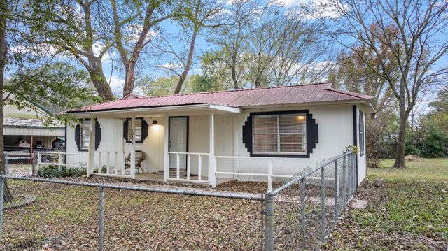 10474 Apache, Wills Point, TX 75169