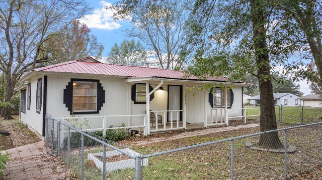 10474 Apache, Wills Point, TX 75169