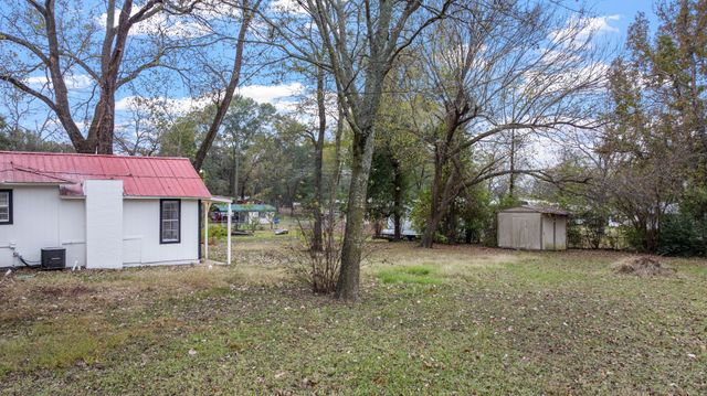 10474 Apache, Wills Point, TX 75169