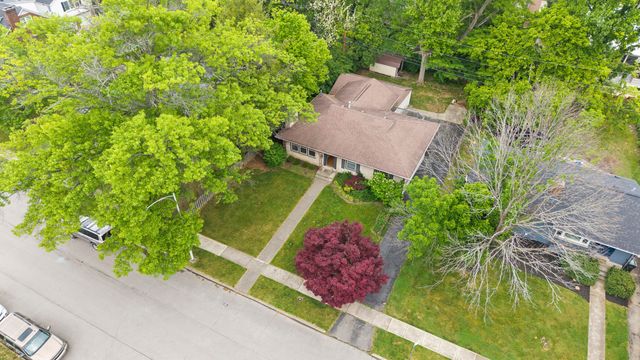 673 Mt Vernon Drive, Lexington, KY 40502