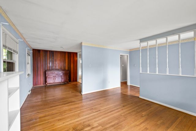673 Mt Vernon Drive, Lexington, KY 40502