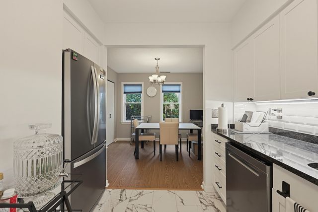421 Neponset St B, Norwood, MA 02062