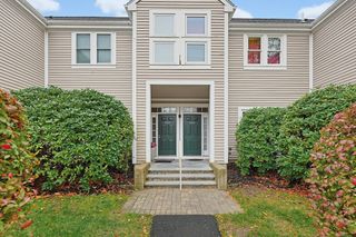 421 Neponset St B, Norwood, MA 02062