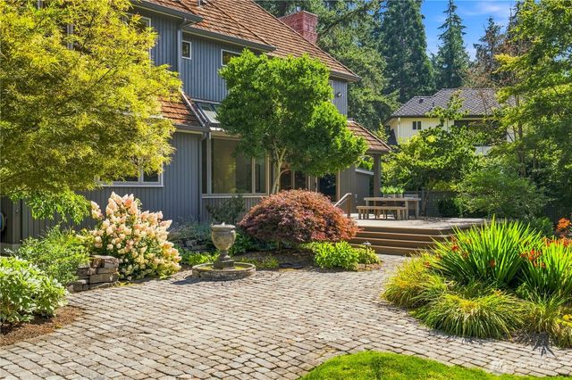 22119 NE 140th Way, Woodinville, WA 98077