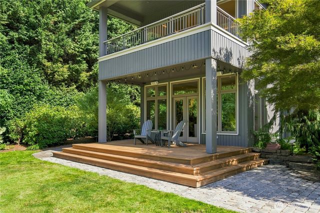 22119 NE 140th Way, Woodinville, WA 98077