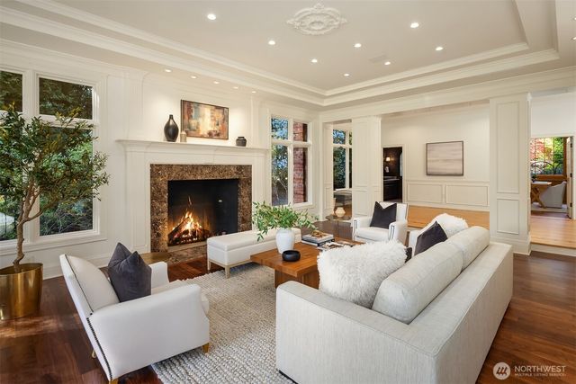22119 NE 140th Way, Woodinville, WA 98077