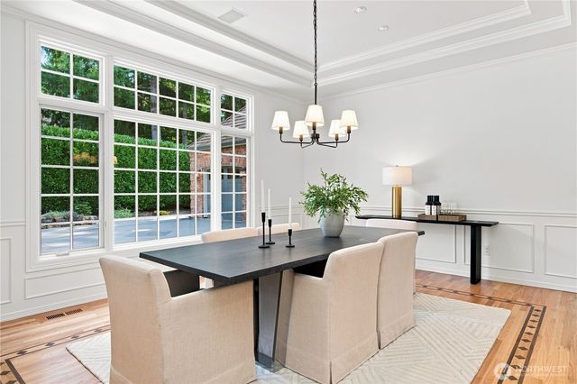 22119 NE 140th Way, Woodinville, WA 98077