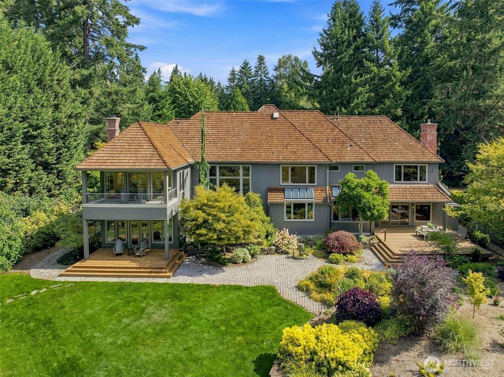 22119 NE 140th Way, Woodinville, WA 98077