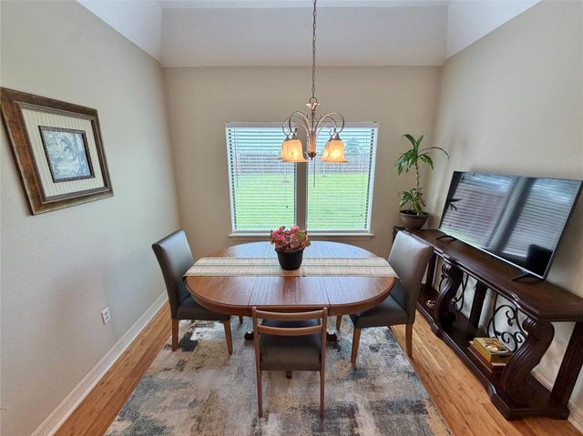 1448 S Bluebonnet Lane, Angleton, TX 77515