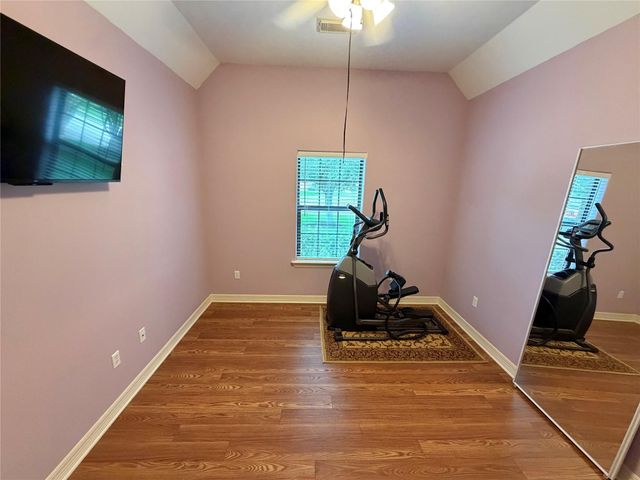 1448 S Bluebonnet Lane, Angleton, TX 77515