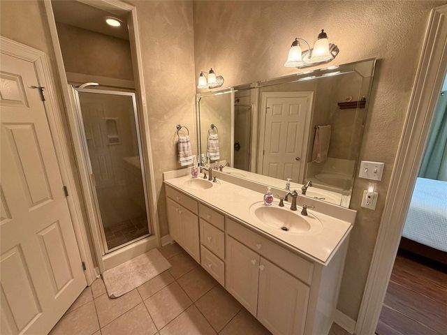 1448 S Bluebonnet Lane, Angleton, TX 77515