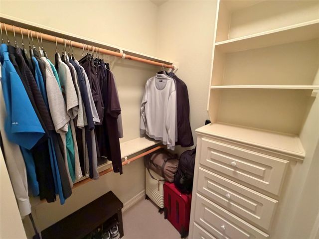 1448 S Bluebonnet Lane, Angleton, TX 77515