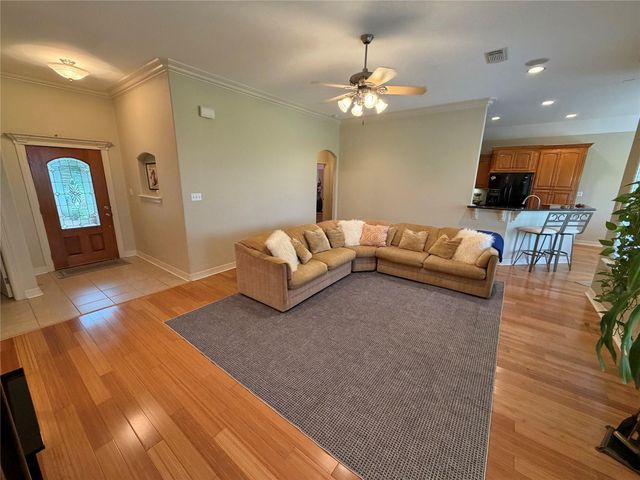 1448 S Bluebonnet Lane, Angleton, TX 77515
