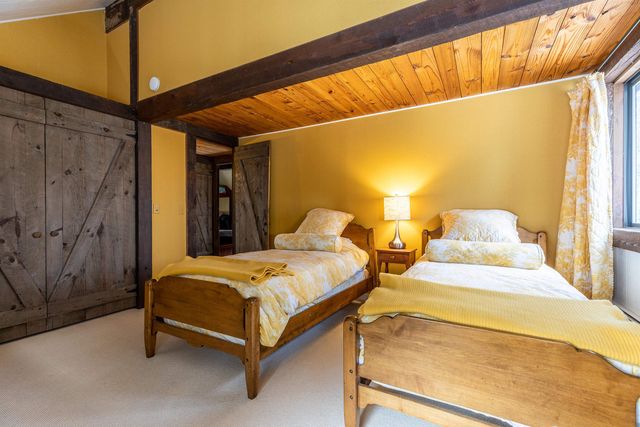 121 High Meadow Road, Winhall, VT 05340