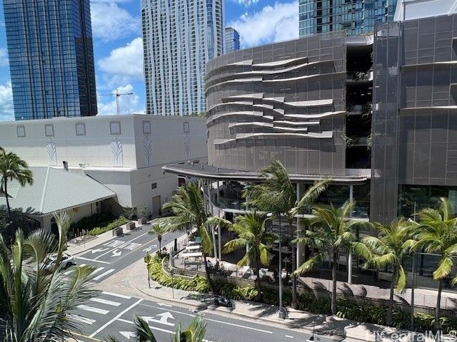 1108 Auahi Street 411, Honolulu, HI 96814
