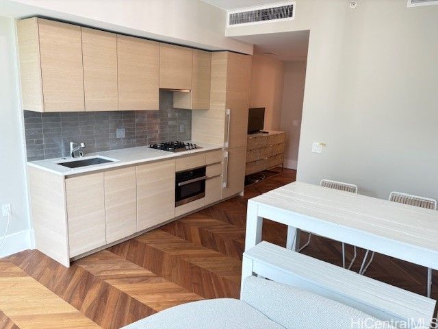1108 Auahi Street 411, Honolulu, HI 96814