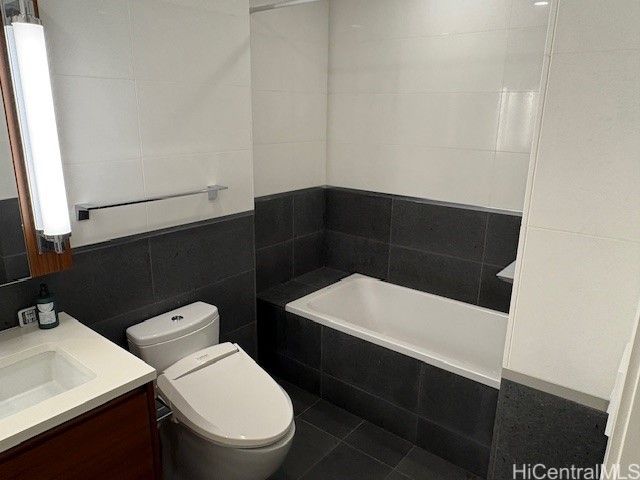 1108 Auahi Street 411, Honolulu, HI 96814