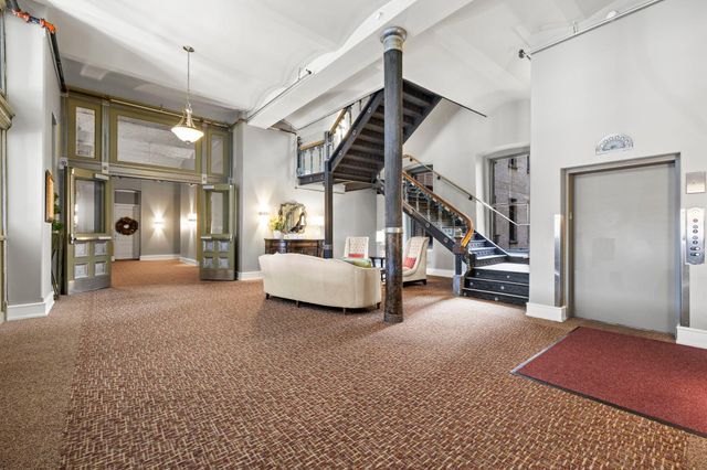 300 Wall Street 101, Saint Paul, MN 55101