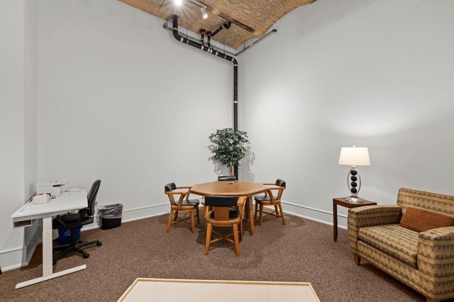 300 Wall Street 101, Saint Paul, MN 55101