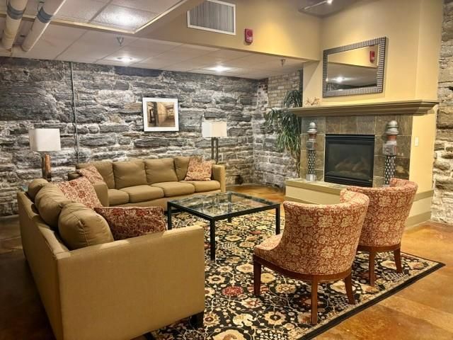 300 Wall Street 101, Saint Paul, MN 55101